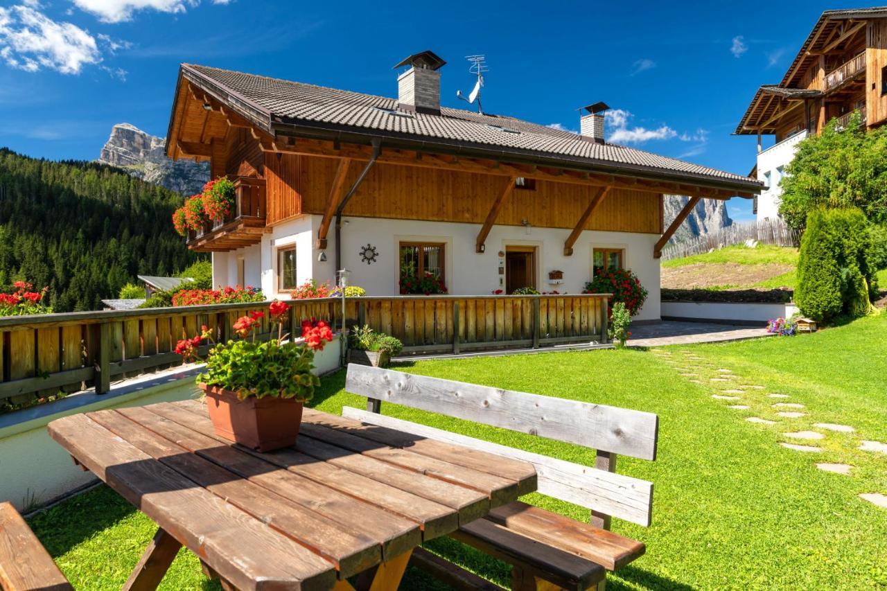 Ciasa Odlana Apartment Сан Касиано Екстериор снимка